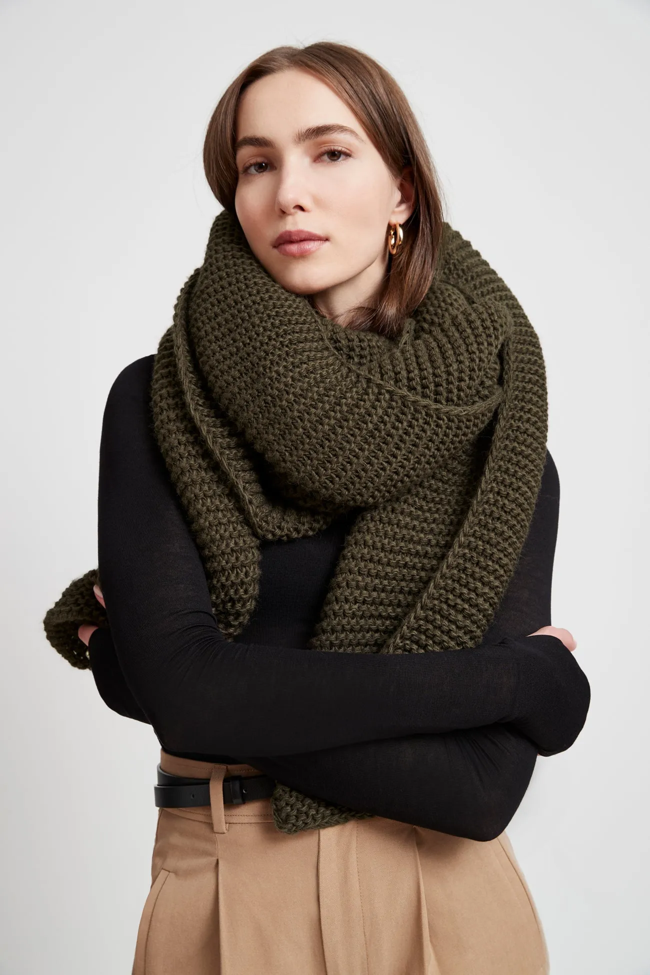 Optimized E-commerce Product Title: Premium Bronx-Inspired Scarf - Luxurious, Soft Fabric