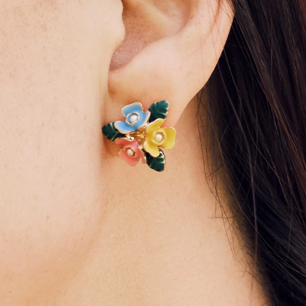 Flower stud earrings : Hand painted earrings