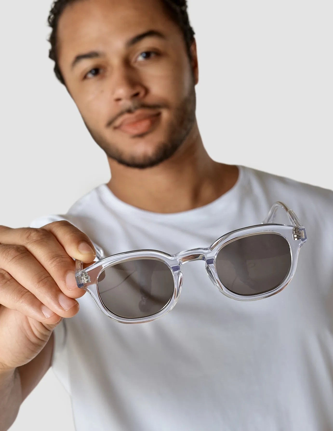 Crystal Round SNT Sunglasses - Stylish and Elegant