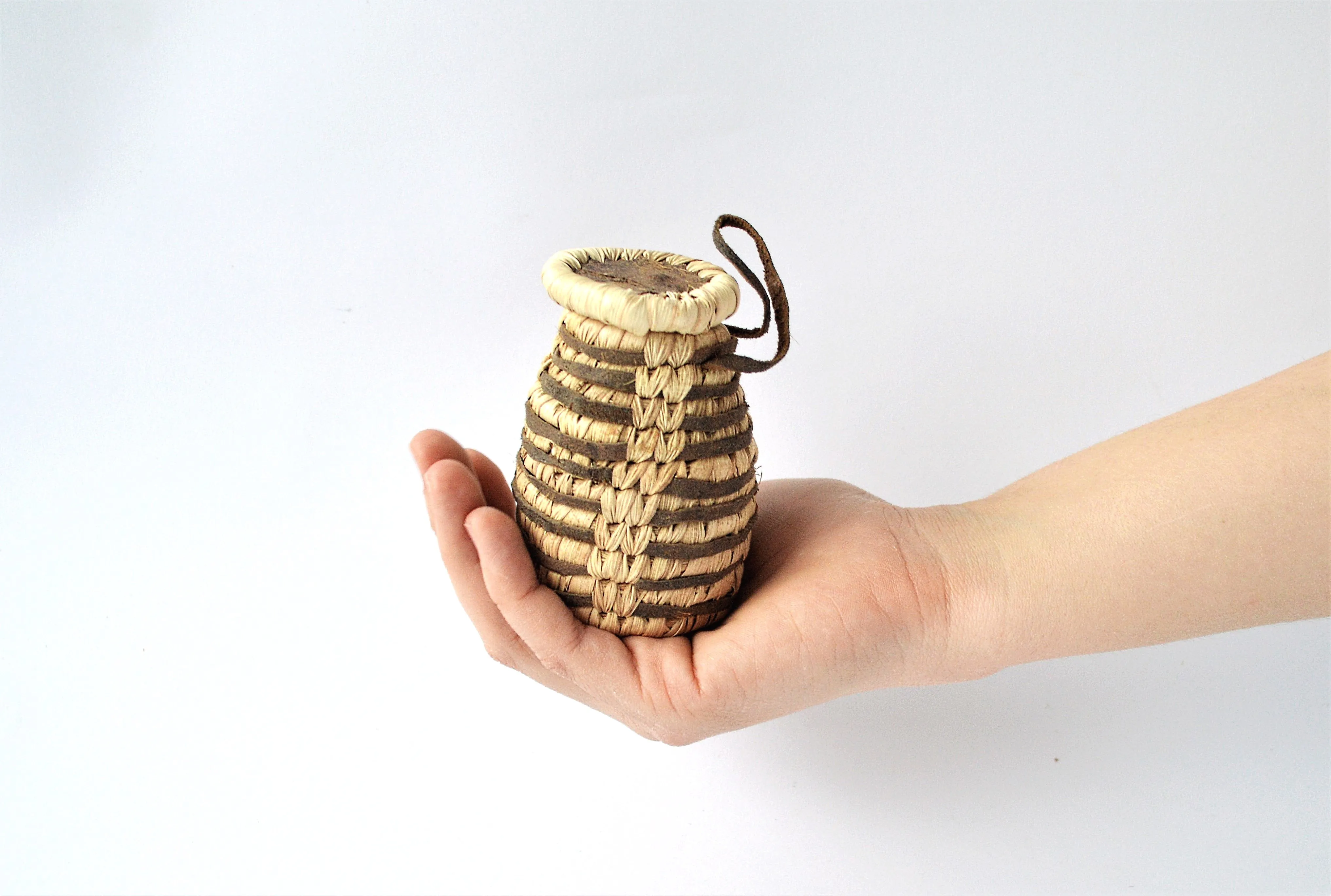 Woven Ring box, mini jewelry box